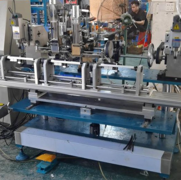 工業用植毛機 画像1