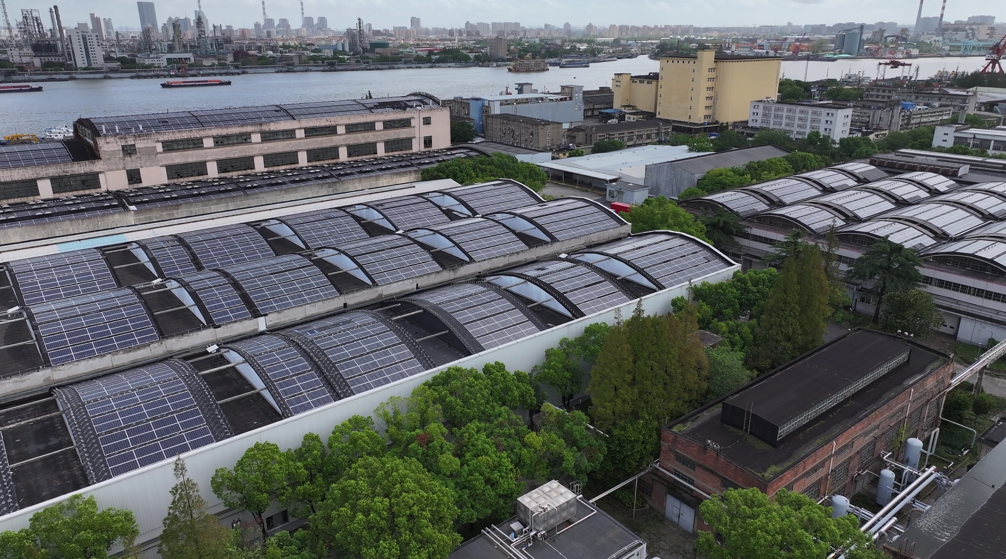 太陽光軽量薄型パネル 画像3